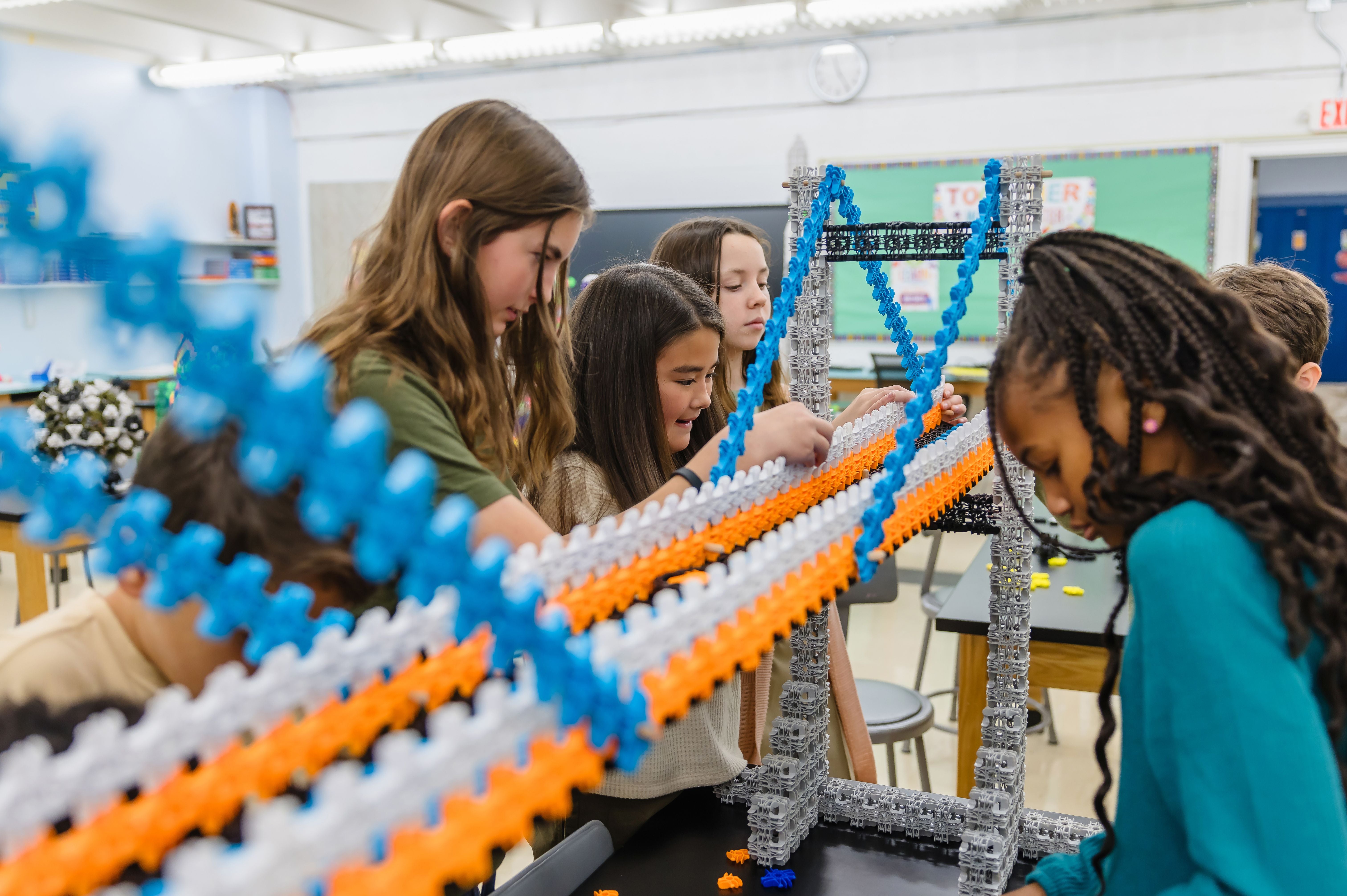 STEAM Accelerator: Small Group Set – LUX BLOX